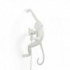 Aplique pared blanca brazo derecho Monkey Hanging de Seletti.