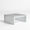 Mesa original Tumbona Dna de Gandia Blasco. Mesa para exteriores de diseño.
