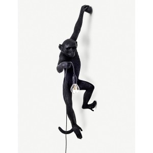 Aplique pared brazo izquierdo de exterior color negro modelo Monkey Hanging de Seletti.