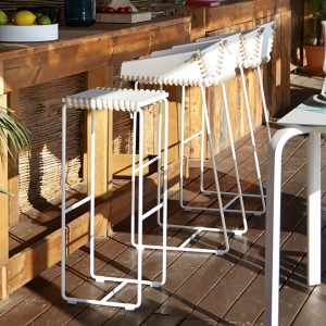 Taburete moderno alto con respaldo Textile para Jardín de Gandia Blasco.