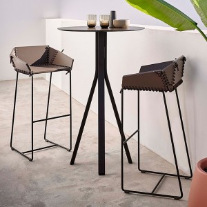 Taburete moderno alto con respaldo Textile para Jardín de Gandia Blasco.