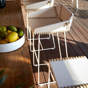 Taburete moderno alto con respaldo Textile para Jardín de Gandia Blasco.