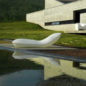 Tumbona Pillow de Diseño Lacada o Mate con Doble Pared | Vondom
