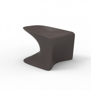 Taburete Bajo Wing Fabricado en Resina con Luz Led Interior | Vondom