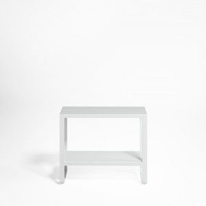 Estantería de diseño Flat de Dekton de Gandia Blasco. Estantes para exterior.
