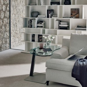 Mesa auxiliar Lap de Cattelan Italia. Mesa auxiliar o porta-ordenador moderna.