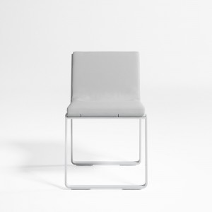 Silla Flat de Gandía Blasco. Cómoda silla de diseño para exteriores.