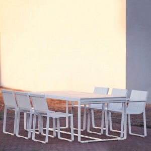 Silla Flat de Gandía Blasco. Cómoda silla de diseño para exteriores.