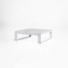 Mesa para tumbona Flat para exterior de Gandia Blasco. Mesas de diseño.