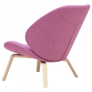 Butaca cómoda y espaciosa Eden para salón de Softline. Butacas de diseño nórdico.