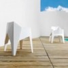 Silla con brazos diseño de KArim Rashid para Vondom.