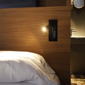 Aplique Moderno para pared Ledtube RSC de Marset. Lámparas de diseño.