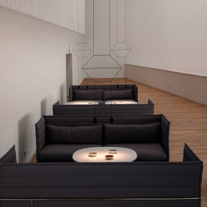 Lámpara suspensión Wireflow lineal de Vibia. Tienda online lámparas modernas.