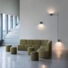 Lámpara minimalista de aplique Structural de Vibia. Luminaria moderna.