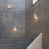 Lámpara minimalista de aplique Structural de Vibia. Luminaria moderna.