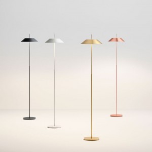 Lámpara pie Mayfair de Vibia. Tienda online lamparas clásicas.