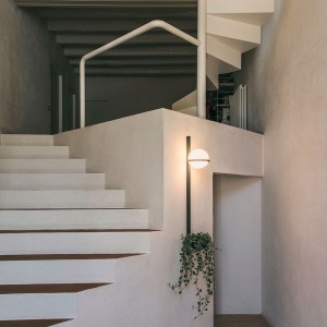 Lámpara aplique Palma de Vibia. Diseño moderno de Luminarias para salón.