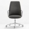 Sillón ejecutivo Elinor 3755 de Pedrali. Sillones modernos para oficinas.