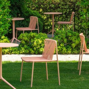 Silla Tribeca 3660 de Pedrali. Sillas para exterior. Sillas metálicas.