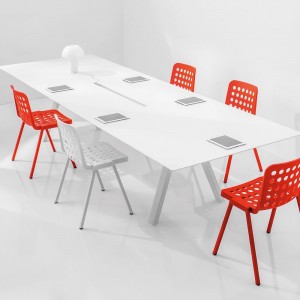 Mesa Arki-Table Adj de Pedrali. Mesas de diseño. Mesas modernas para oficinas.