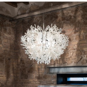 Lámpara suspendida Fiorella Slamp. Diseño italiano, moderno y elegante.