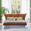 Cama Madame C Plus de Bonaldo. Mobiliario de diseño para dormitorios.