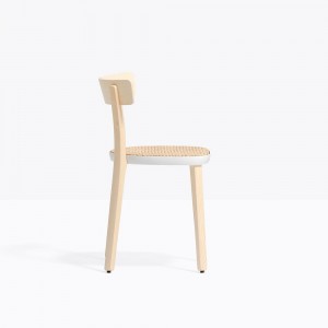 Silla Folk 2920 de Pedrali. Sillas de diseño. Sillas modernas para salón.