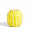 Florero Juice Vase de Hay. Diseño de omplementos originales para el hogar.