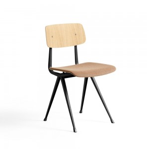 Silla Result asiento tapizado Hay. Silla nórdica tapizada. Sillas de diseño.