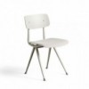 Silla Result asiento tapizado Hay. Silla nórdica tapizada. Sillas de diseño.