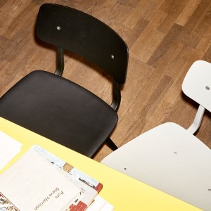 Silla Result asiento tapizado Hay. Silla nórdica tapizada. Sillas de diseño.