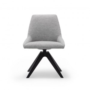 Silla Alya base de madera SI1551 de Andreu World para hogar y oficina.