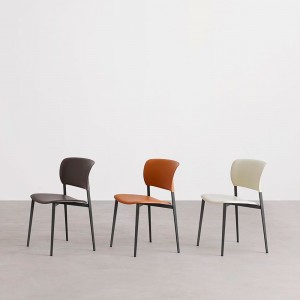 Silla Ply Tapizada Cuero Desalto. Muebles modernos de diseño italiano.