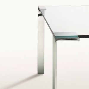 Mesa Liko Glass 404 fija de Desalto. Mesas de cristal de diseño italiano.