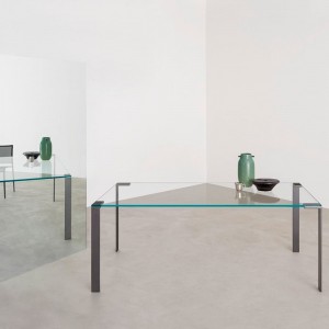 Mesa Liko Glass 404 fija de Desalto. Mesas de cristal de diseño italiano.