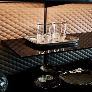 Aparador de diseño Boutique de Cattelan Italia. Aparador con luz LED.