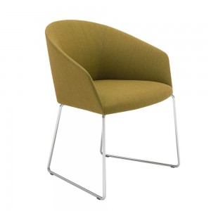 Sillón adaptable a cualquier estilo Brandy SO-2993 de Andreu World.