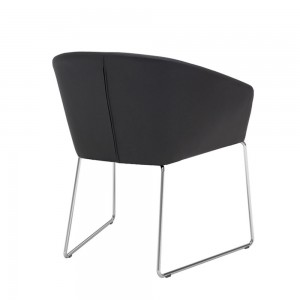 Sillón adaptable a cualquier estilo Brandy SO-2993 de Andreu World.