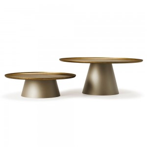 Mesa auxiliar Amerigo de Cattelan Italia. Mesa auxiliar con diseño moderno y elegante.