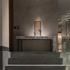 Escultura bronce Reflective minds de Gardeco