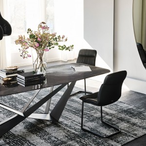 Mesa Skorpio CrystalArt de Cattelan Italia. Muebles modernos italianos.
