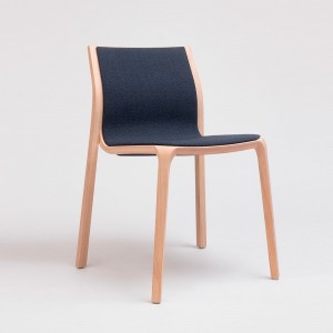 Silla de madera Silu Combi de Ondarreta. Sillas modernas.