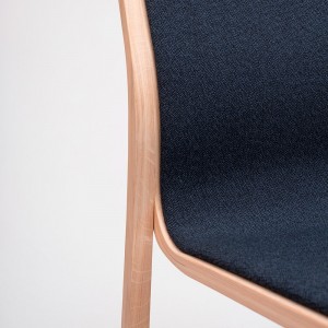 Silla de madera Silu Combi de Ondarreta. Sillas modernas.