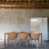 Mesa de madera Silu de Ondarreta. Mobiliario de diseño