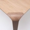 Mesa de madera Silu de Ondarreta. Mobiliario de diseño