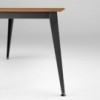 Mesa fija moderna Don de Ondarreta. Mobiliario de diseño. Mesas de interior.