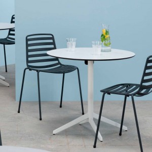 Silla de acero Street de Enea. Muebles de diseño para exteriores.