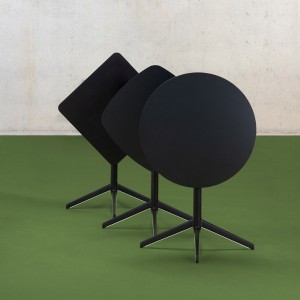 Mesa elegante Pile redondeada de Enea. Mesas salón de diseño.