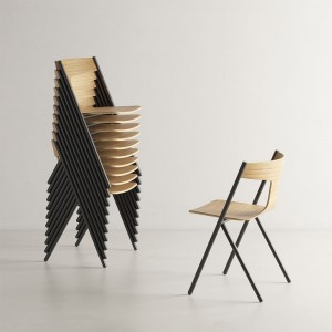 Silla apilable Quadra de Viccarbe. Mobiliario de diseño para interior.