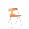 Silla apilable Quadra de Viccarbe. Mobiliario de diseño para interior.